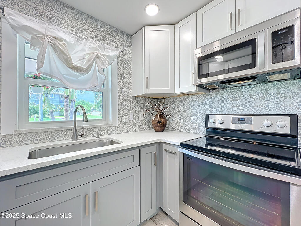 201 Woody Circle, Melbourne Beach, FL 32951