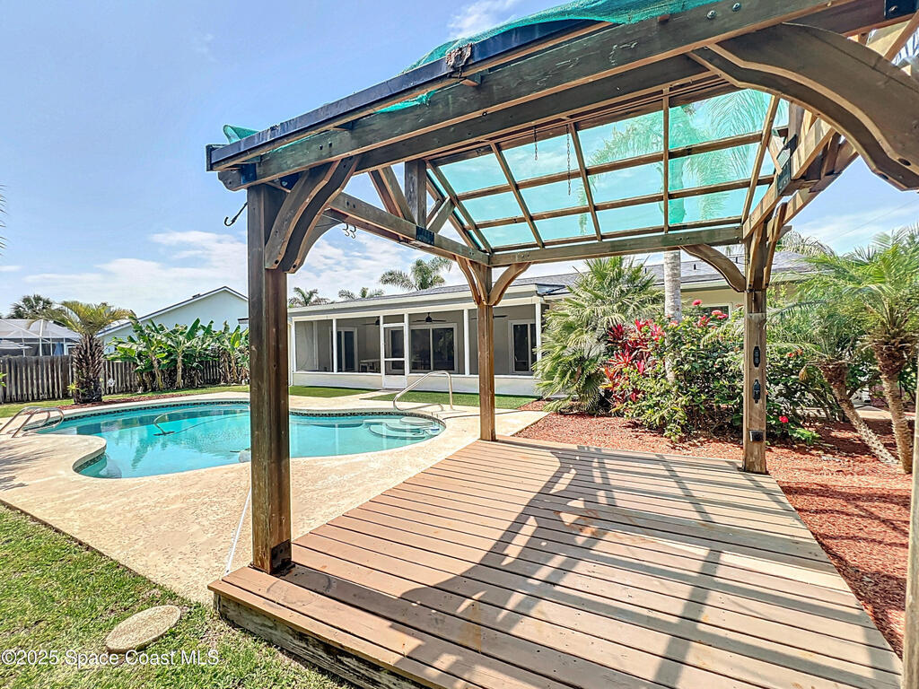 201 Woody Circle, Melbourne Beach, FL 32951