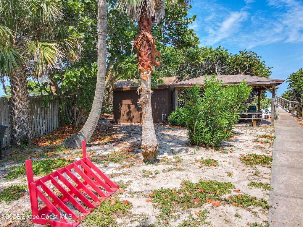 201 Woody Circle, Melbourne Beach, FL 32951