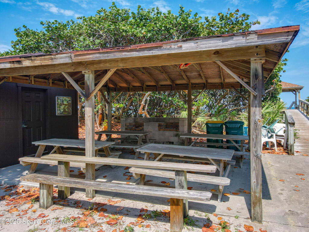 201 Woody Circle, Melbourne Beach, FL 32951
