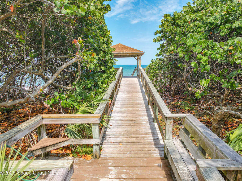 201 Woody Circle, Melbourne Beach, FL 32951