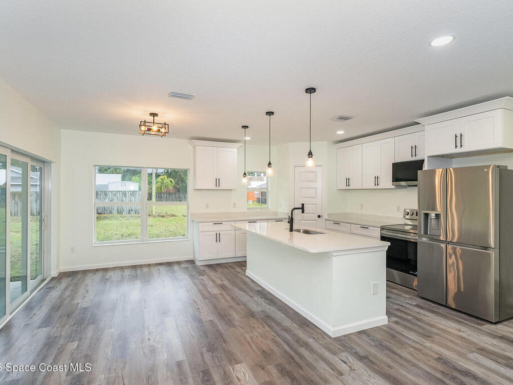 123 Garylind Street, Palm Bay, FL 32908