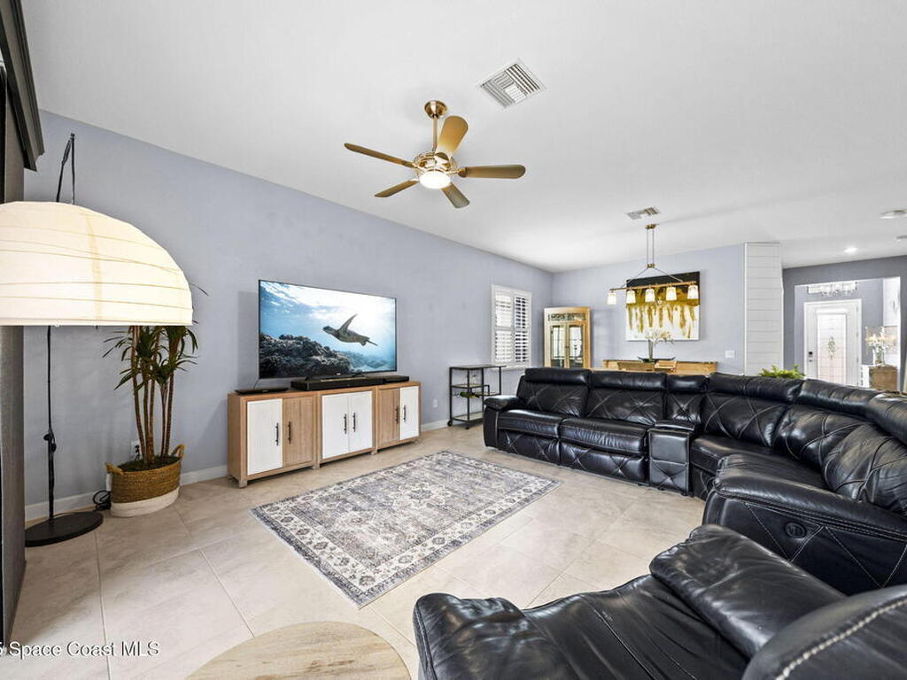2124 Trift Bridge Circle, Melbourne, FL 32940