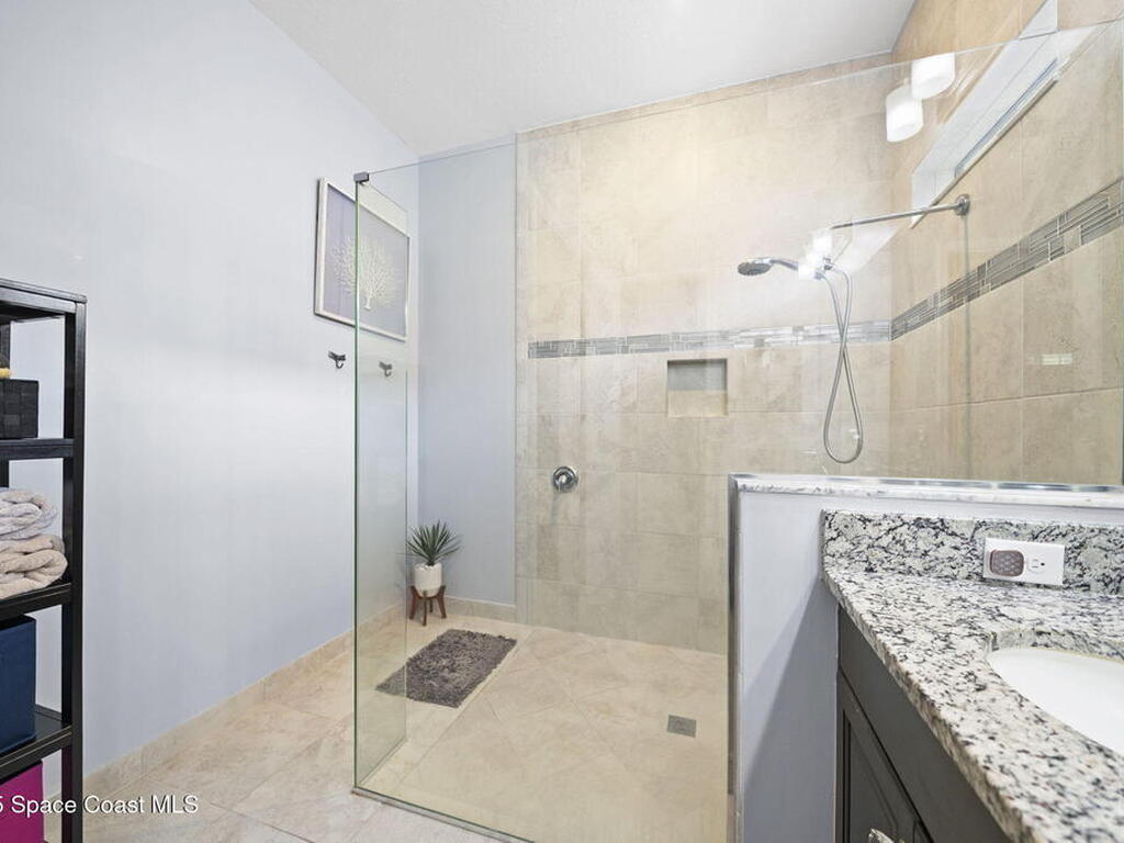 2124 Trift Bridge Circle, Melbourne, FL 32940