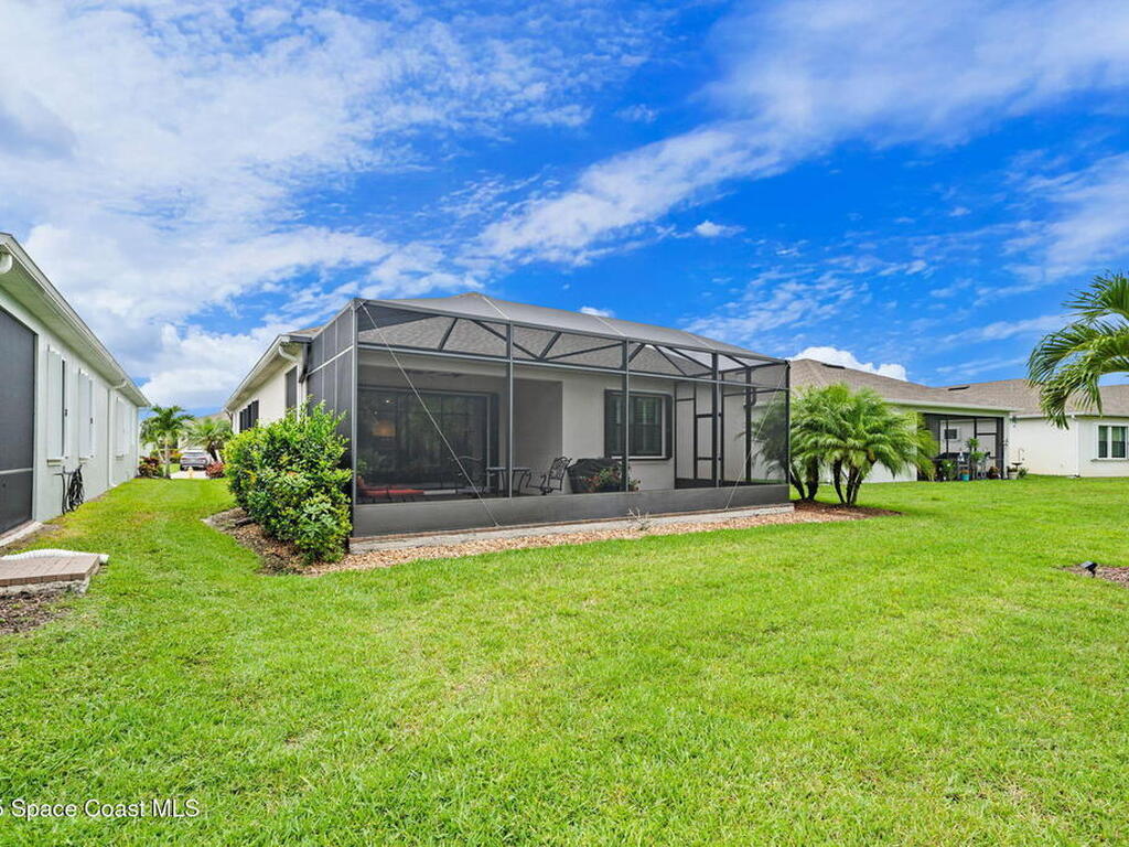 2124 Trift Bridge Circle, Melbourne, FL 32940