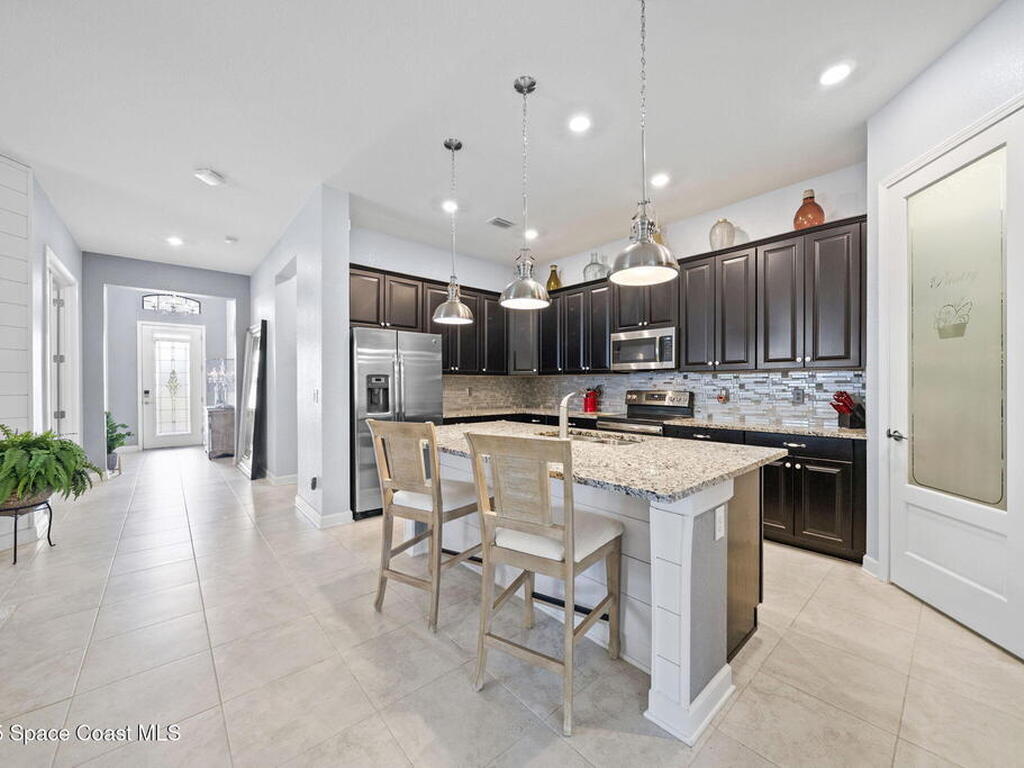 2124 Trift Bridge Circle, Melbourne, FL 32940