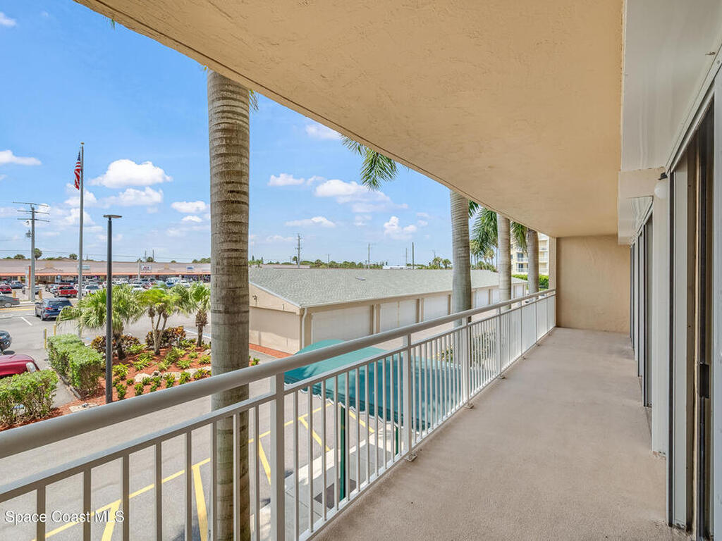877 N Hwy A1a, Indialantic, FL 32903