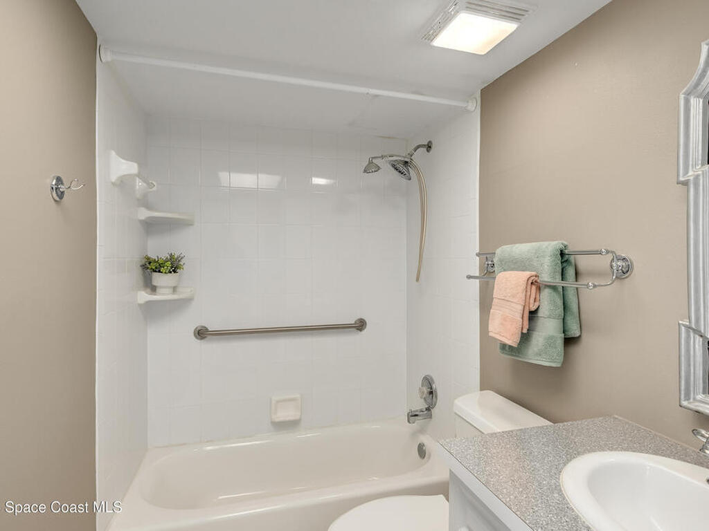 877 N Hwy A1a, Indialantic, FL 32903