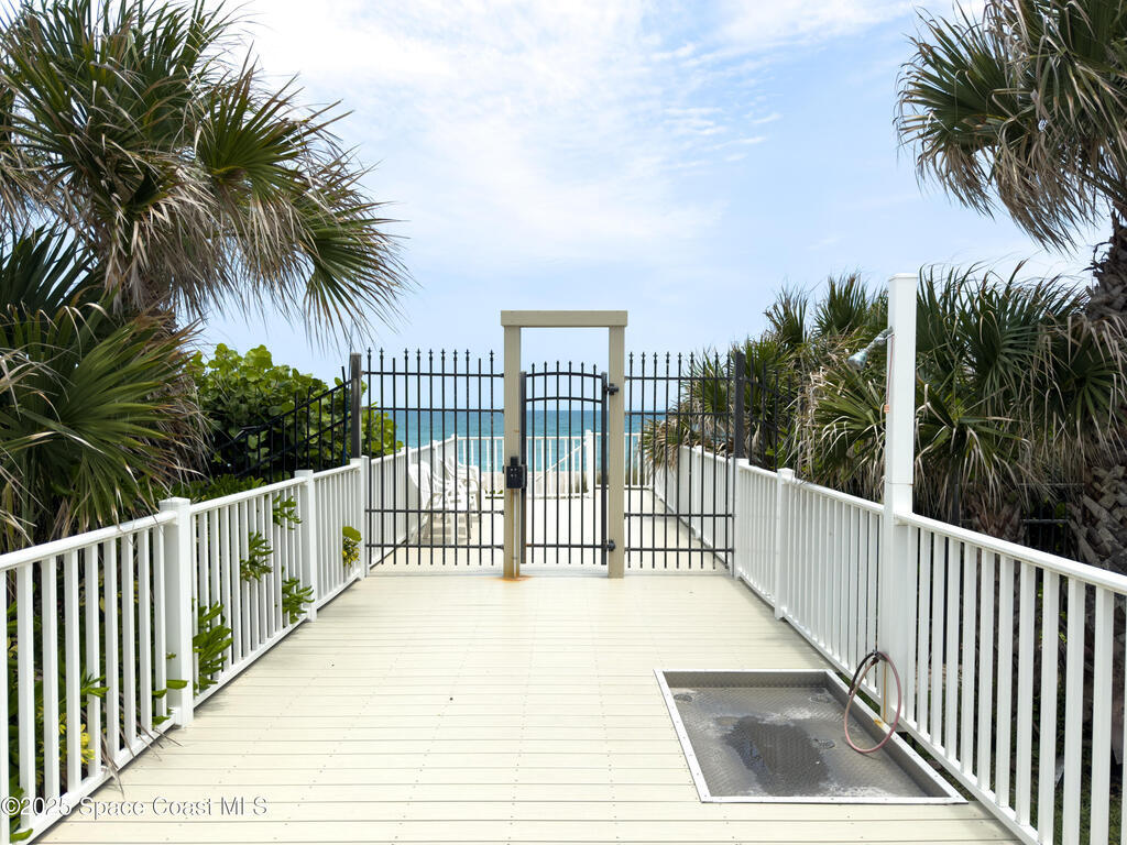 877 N Hwy A1a, Indialantic, FL 32903