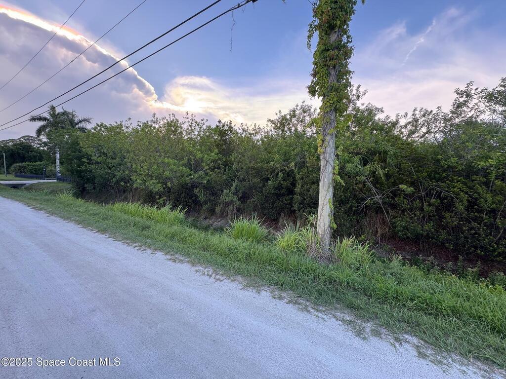 1450 Dalbora Road, Merritt Island, FL 32953