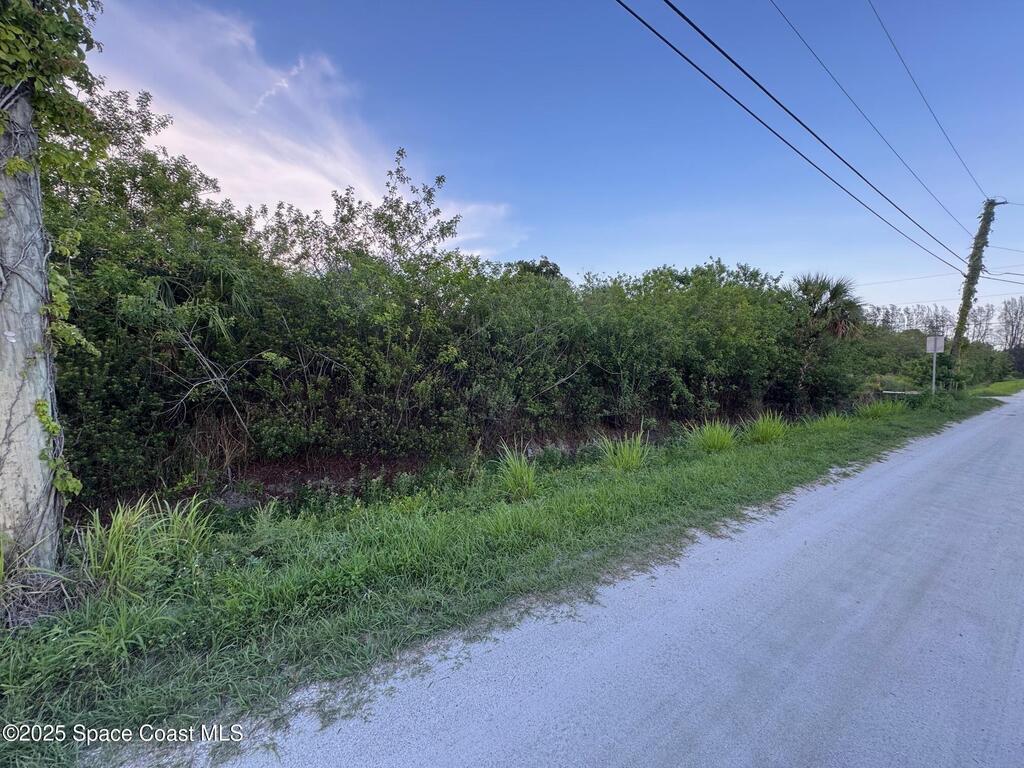 1450 Dalbora Road, Merritt Island, FL 32953