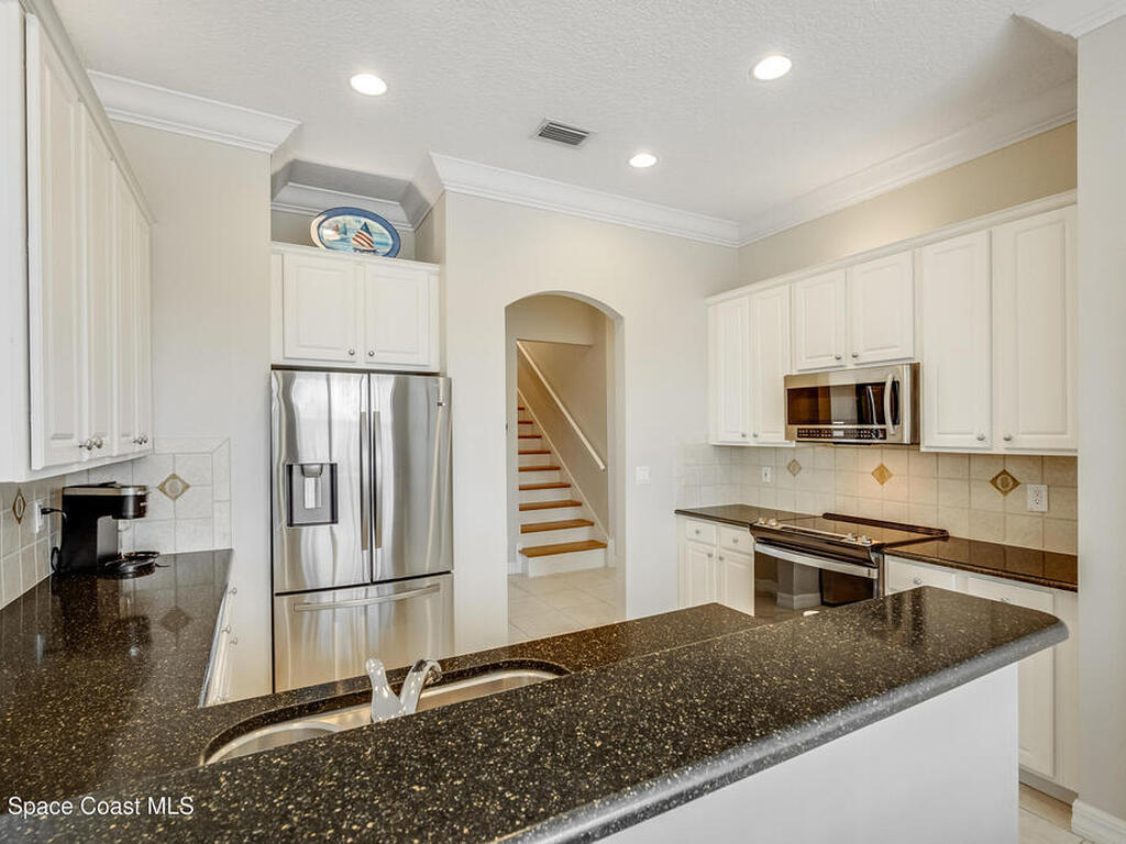 274 Clyde Street, Melbourne Beach, FL 32951
