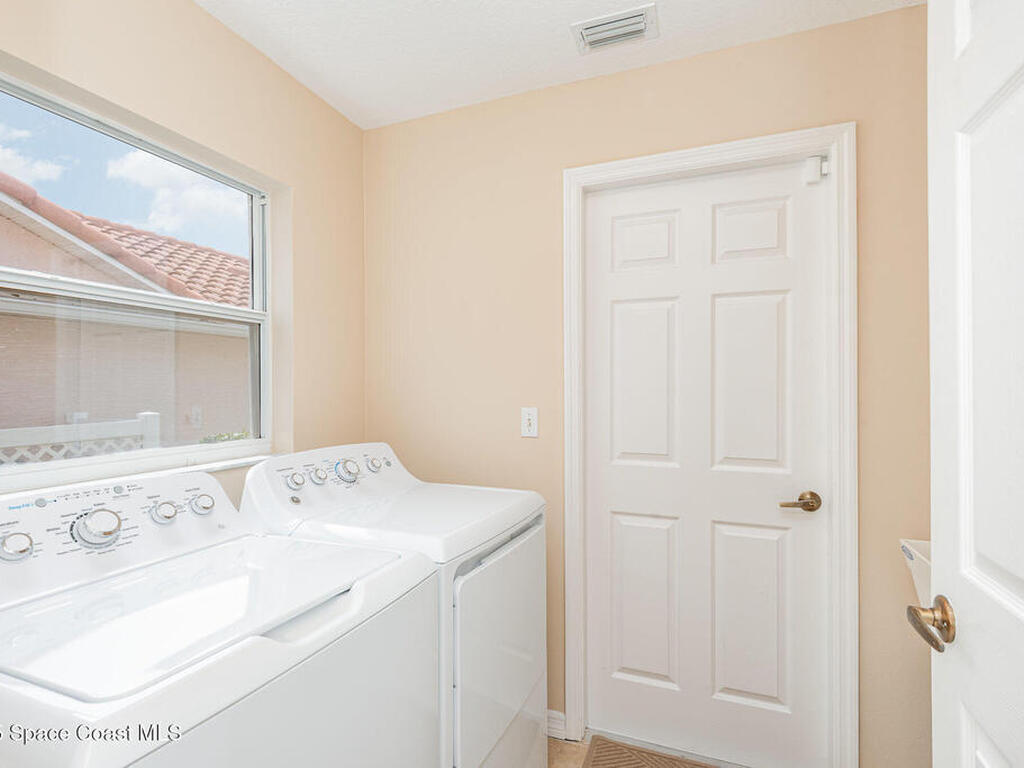 570 Shell Cove Drive, Melbourne, FL 32940