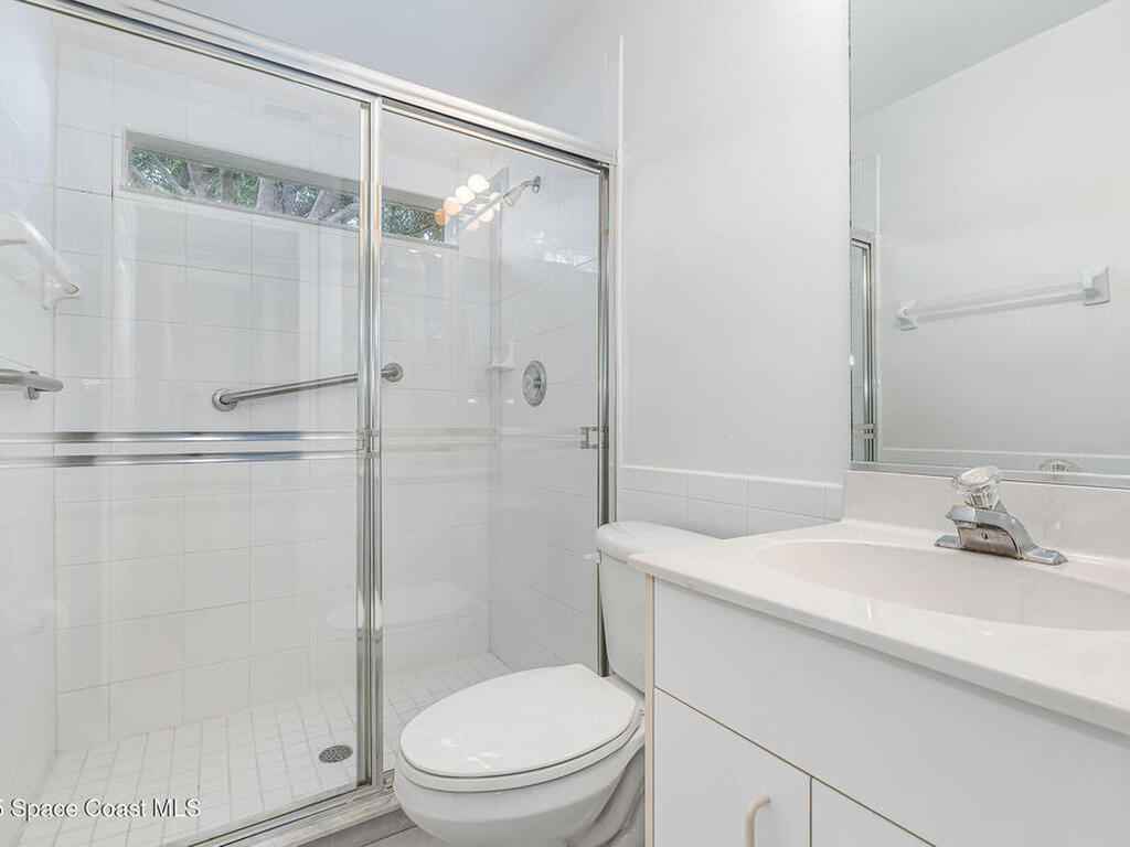 1555 Knoll Ridge Drive, Melbourne, FL 32940