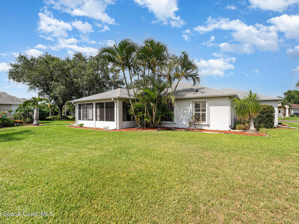 1555 Knoll Ridge Drive, Melbourne, FL 32940