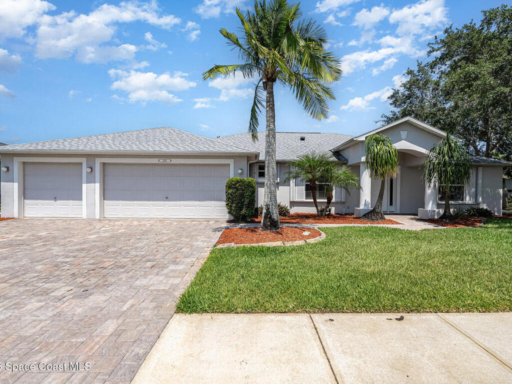 1555 Knoll Ridge Drive, Melbourne, FL 32940