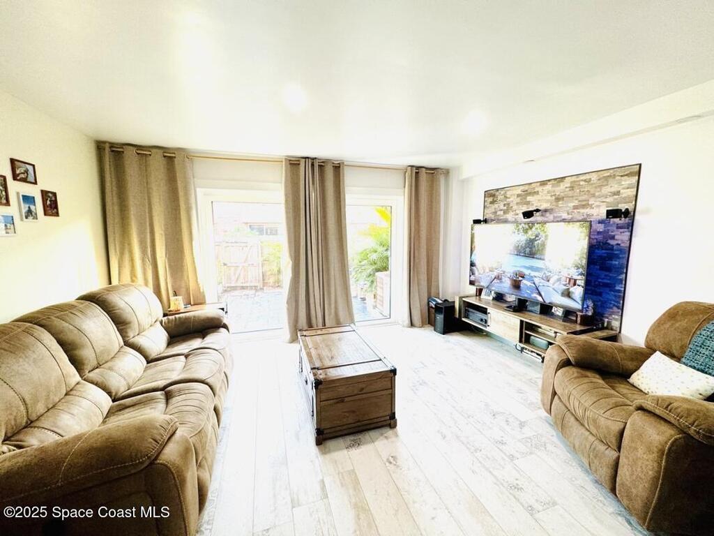 930 S Colonial Court, Indian Harbour Beach, FL 32937