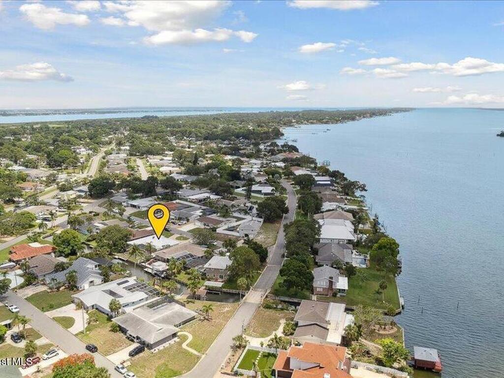 60 Alhambra Drive, Merritt Island, FL 32952