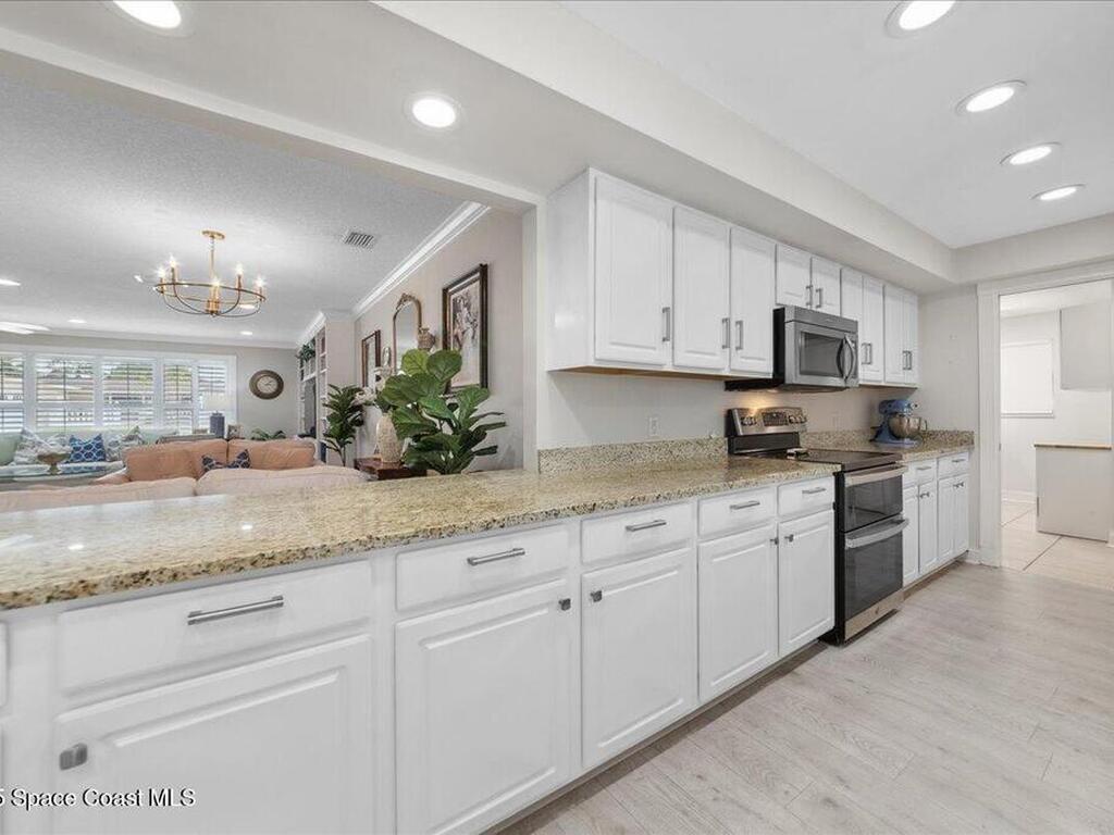60 Alhambra Drive, Merritt Island, FL 32952