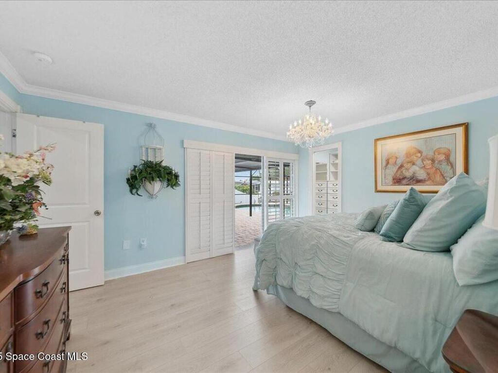 60 Alhambra Drive, Merritt Island, FL 32952