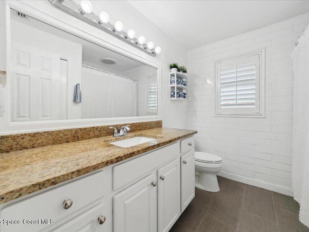 60 Alhambra Drive, Merritt Island, FL 32952