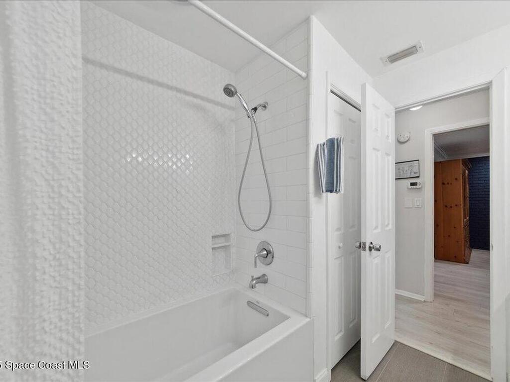 60 Alhambra Drive, Merritt Island, FL 32952