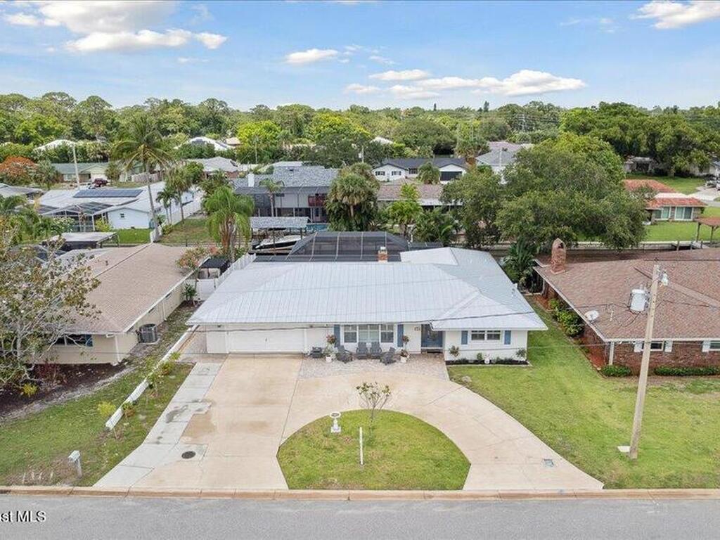 60 Alhambra Drive, Merritt Island, FL 32952