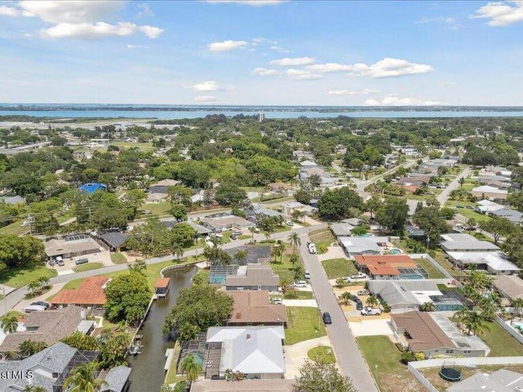 60 Alhambra Drive, Merritt Island, FL 32952