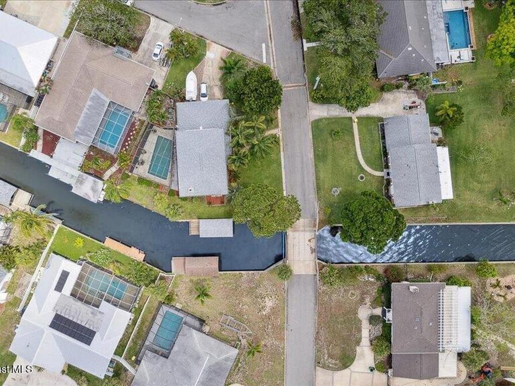 60 Alhambra Drive, Merritt Island, FL 32952