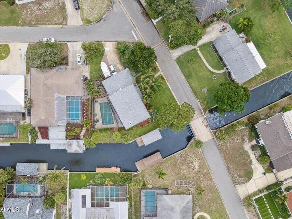 60 Alhambra Drive, Merritt Island, FL 32952