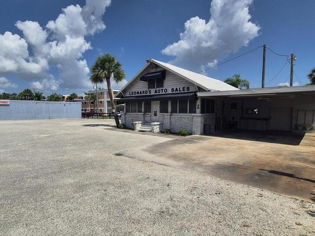 26 W New Haven Avenue, Melbourne, FL 32901