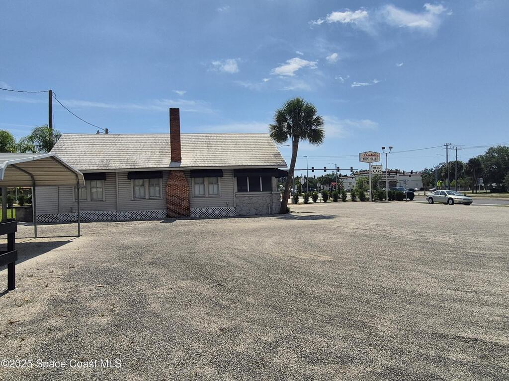 26 W New Haven Avenue, Melbourne, FL 32901