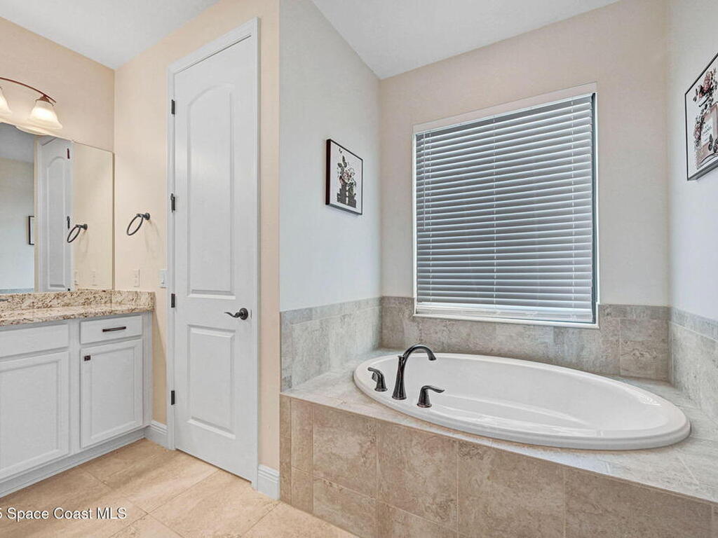 8212 Paragrass Avenue, Melbourne, FL 32940