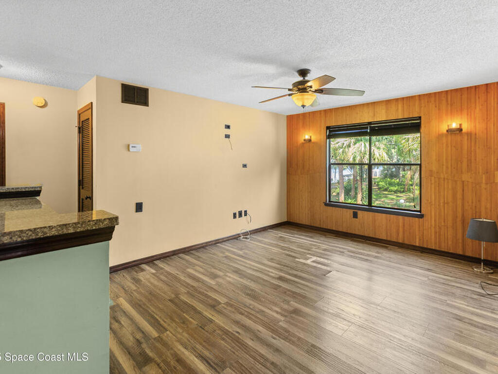 225 S Tropical Trail, Merritt Island, FL 32952