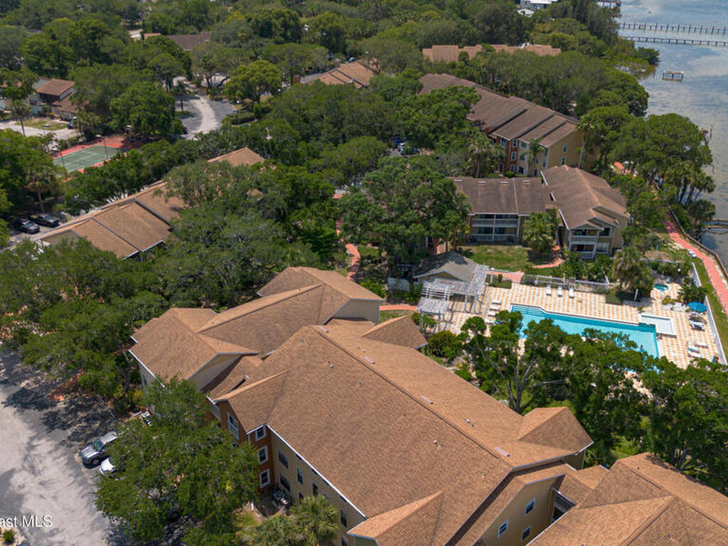 225 S Tropical Trail, Merritt Island, FL 32952