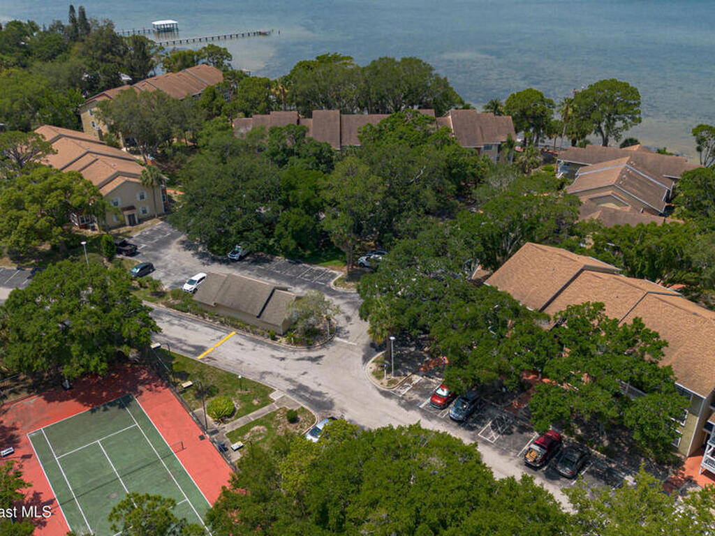 225 S Tropical Trail, Merritt Island, FL 32952