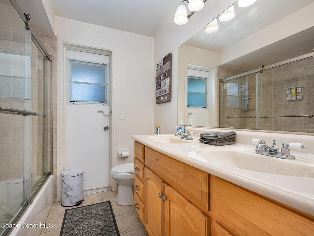 1505 W Central Avenue, Merritt Island, FL 32952