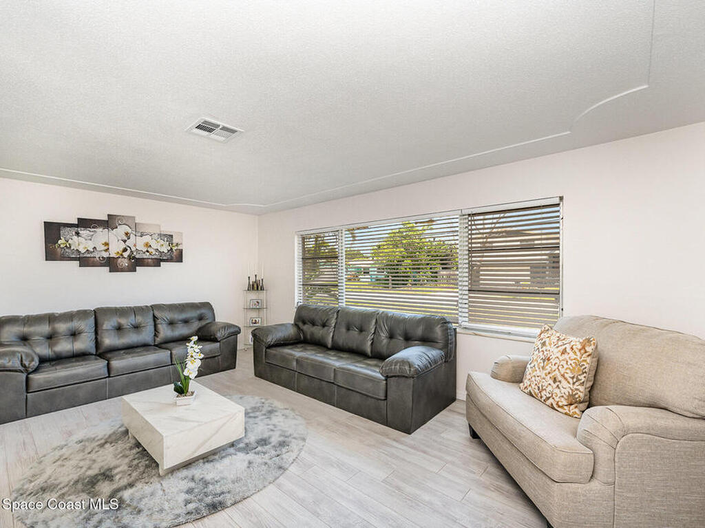 1505 W Central Avenue, Merritt Island, FL 32952