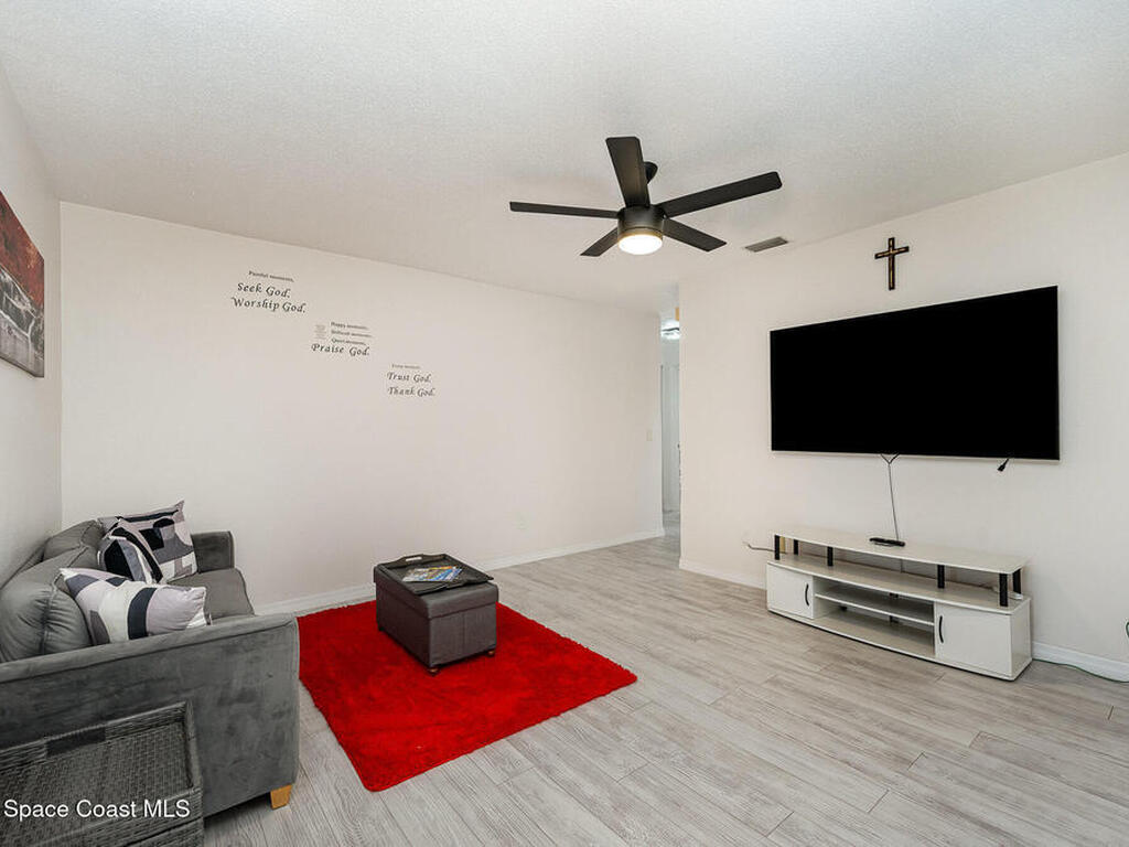 1505 W Central Avenue, Merritt Island, FL 32952