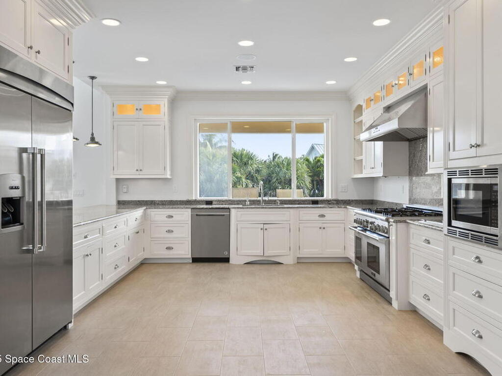 2275 Genesea Lane, Vero Beach, FL 32963