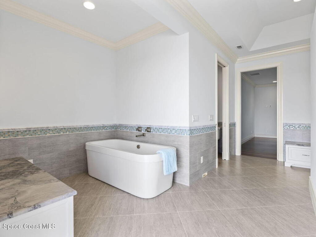 2275 Genesea Lane, Vero Beach, FL 32963