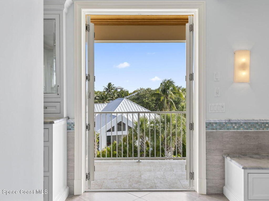 2275 Genesea Lane, Vero Beach, FL 32963