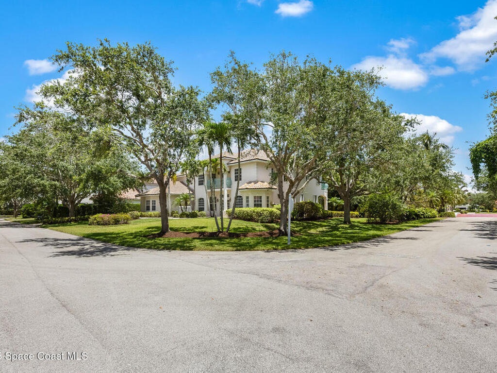 730 Marbrisa River Lane, Indian River Shores, FL 32963
