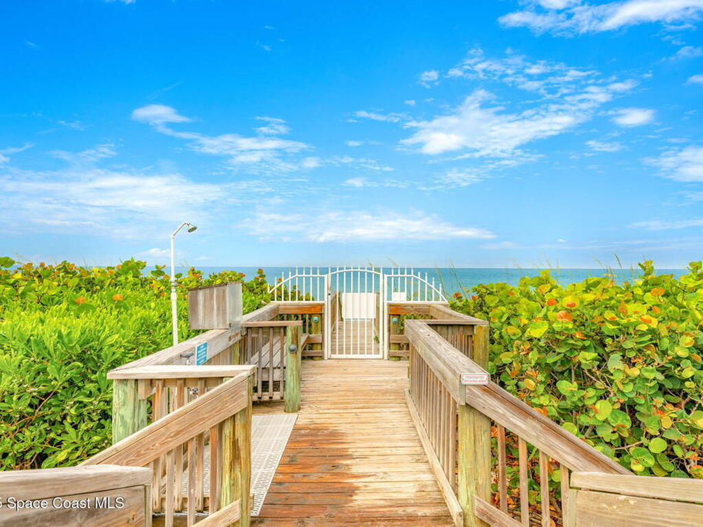 730 Marbrisa River Lane, Indian River Shores, FL 32963
