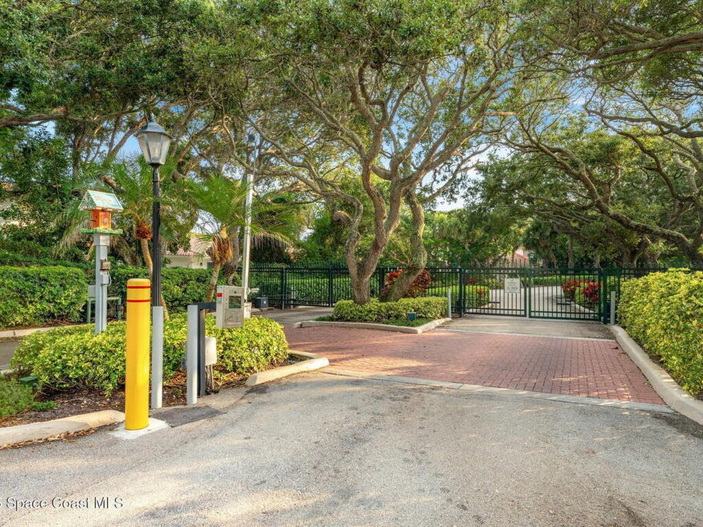 730 Marbrisa River Lane, Indian River Shores, FL 32963