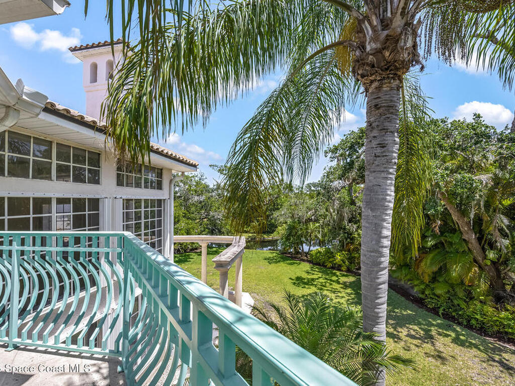 730 Marbrisa River Lane, Indian River Shores, FL 32963