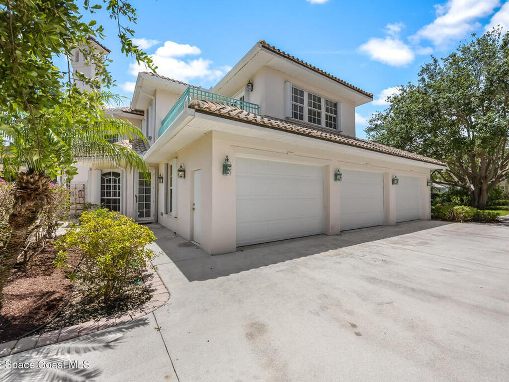 730 Marbrisa River Lane, Indian River Shores, FL 32963