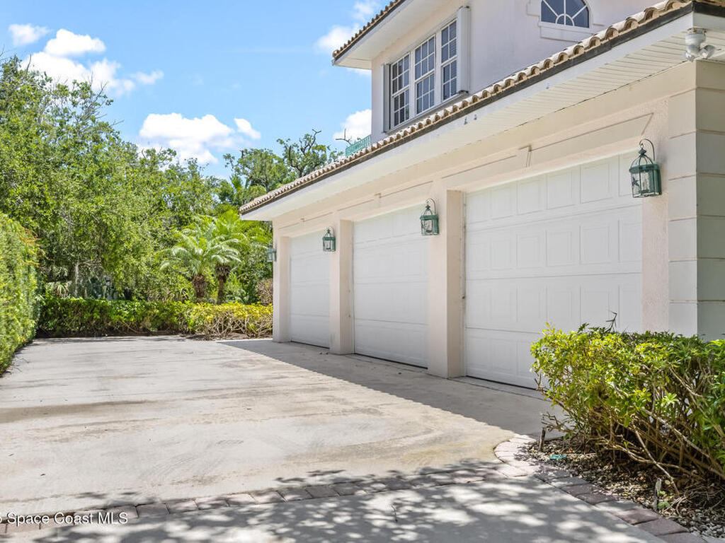 730 Marbrisa River Lane, Indian River Shores, FL 32963
