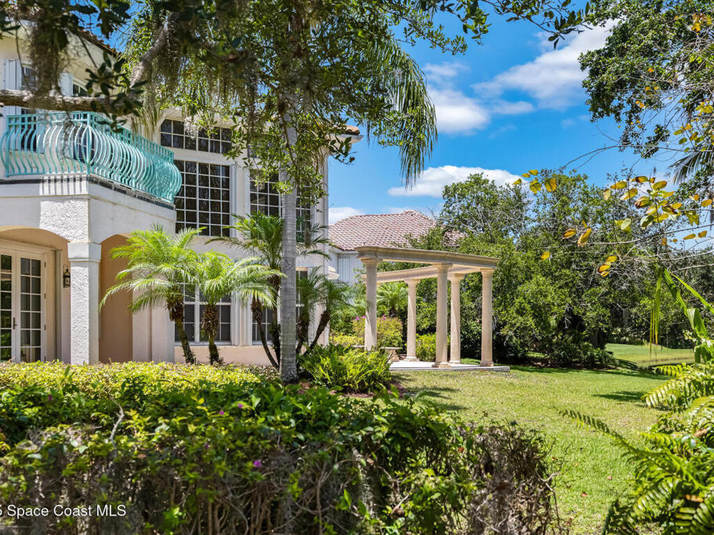 730 Marbrisa River Lane, Indian River Shores, FL 32963
