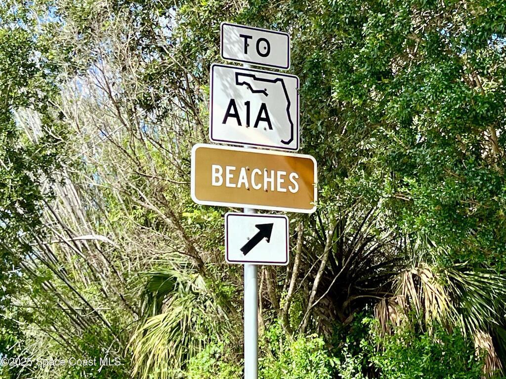 70 Royal Oak Court, Vero Beach, FL 32962